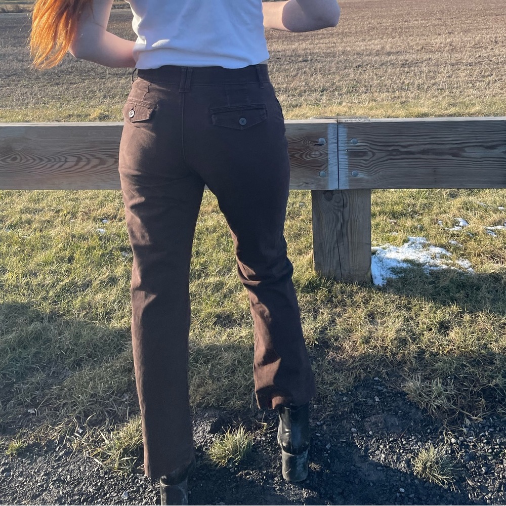 Super cute straight leg mid rise brown pants